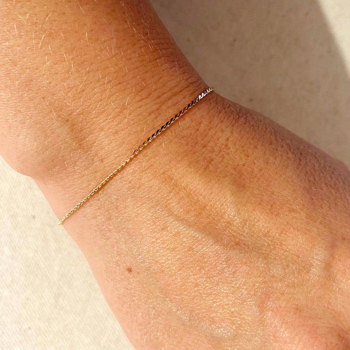 Delicate Chain Bracelet