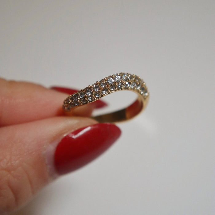 Wavy Pave Ring