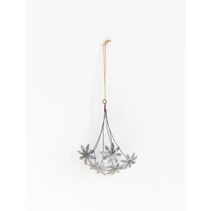 Distressed Metal Flower Bunch Ornament