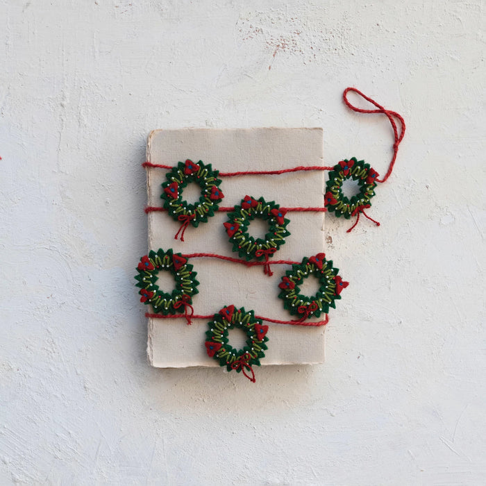 Wool Felt Holiday Wreaths Garland