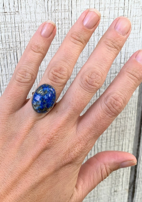 Oval Lapis Lazuli Ring