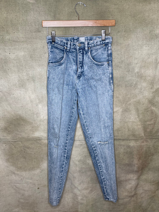 Vintage Distressed Light Wash Denim Jeans W26”